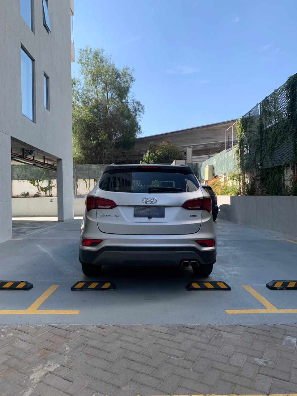 Hyundai Grand Santa Fe 2018