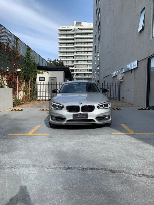 BMW 120i Serie 1 2016