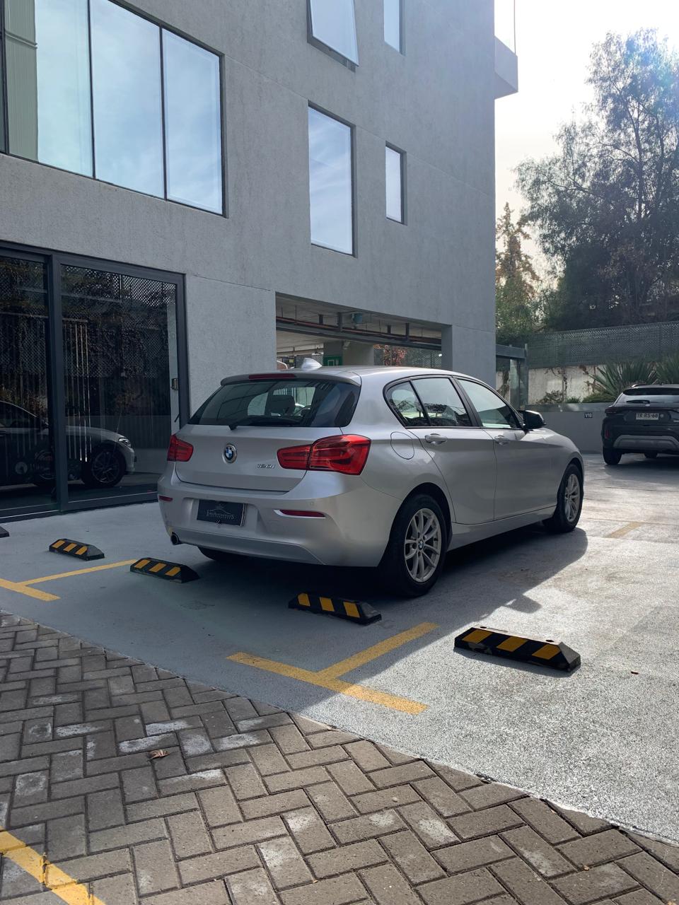 BMW 120i Serie 1 2016