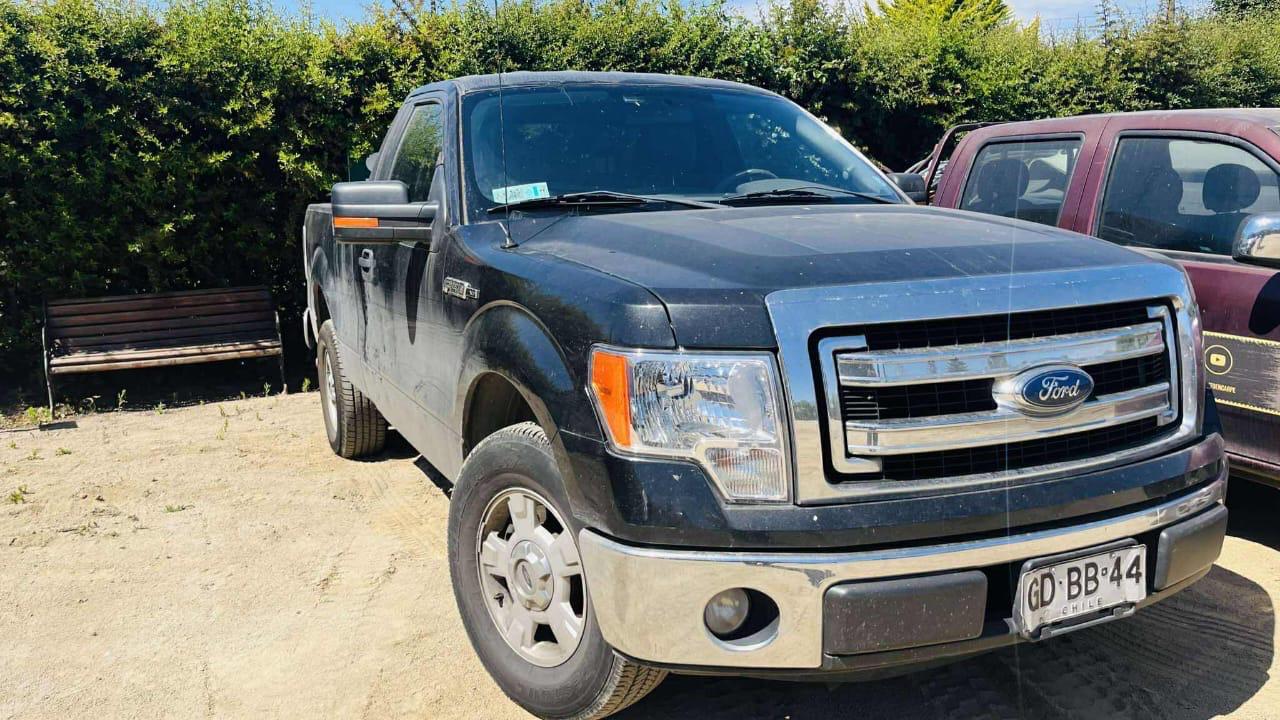 Ford F-150 REG CAB 4x2 2014