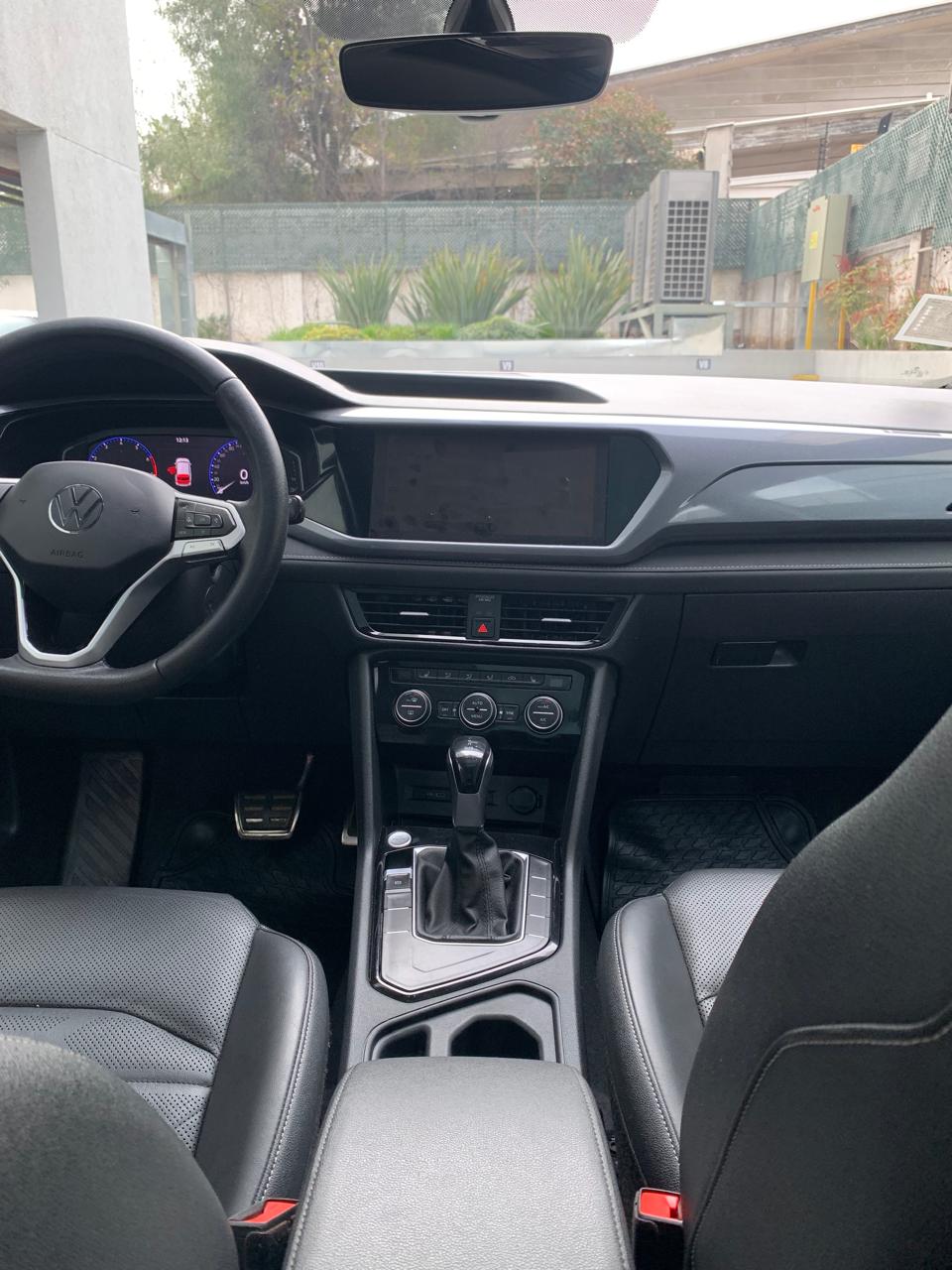 Volkswagen TAOS Highline 2023