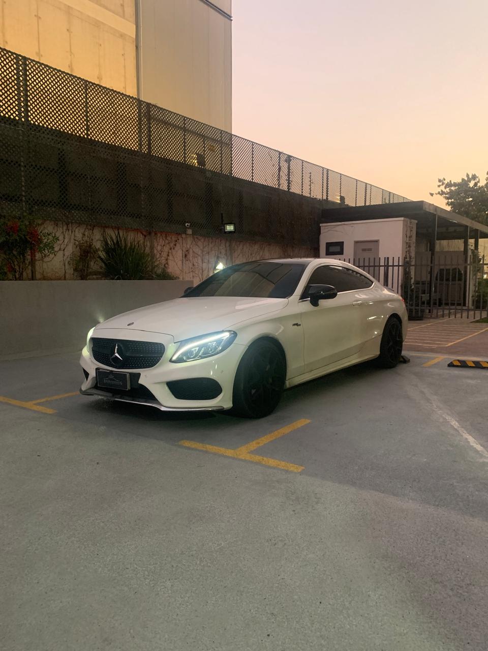 Mercedes-Benz C300 Coupé Look AMG 2018