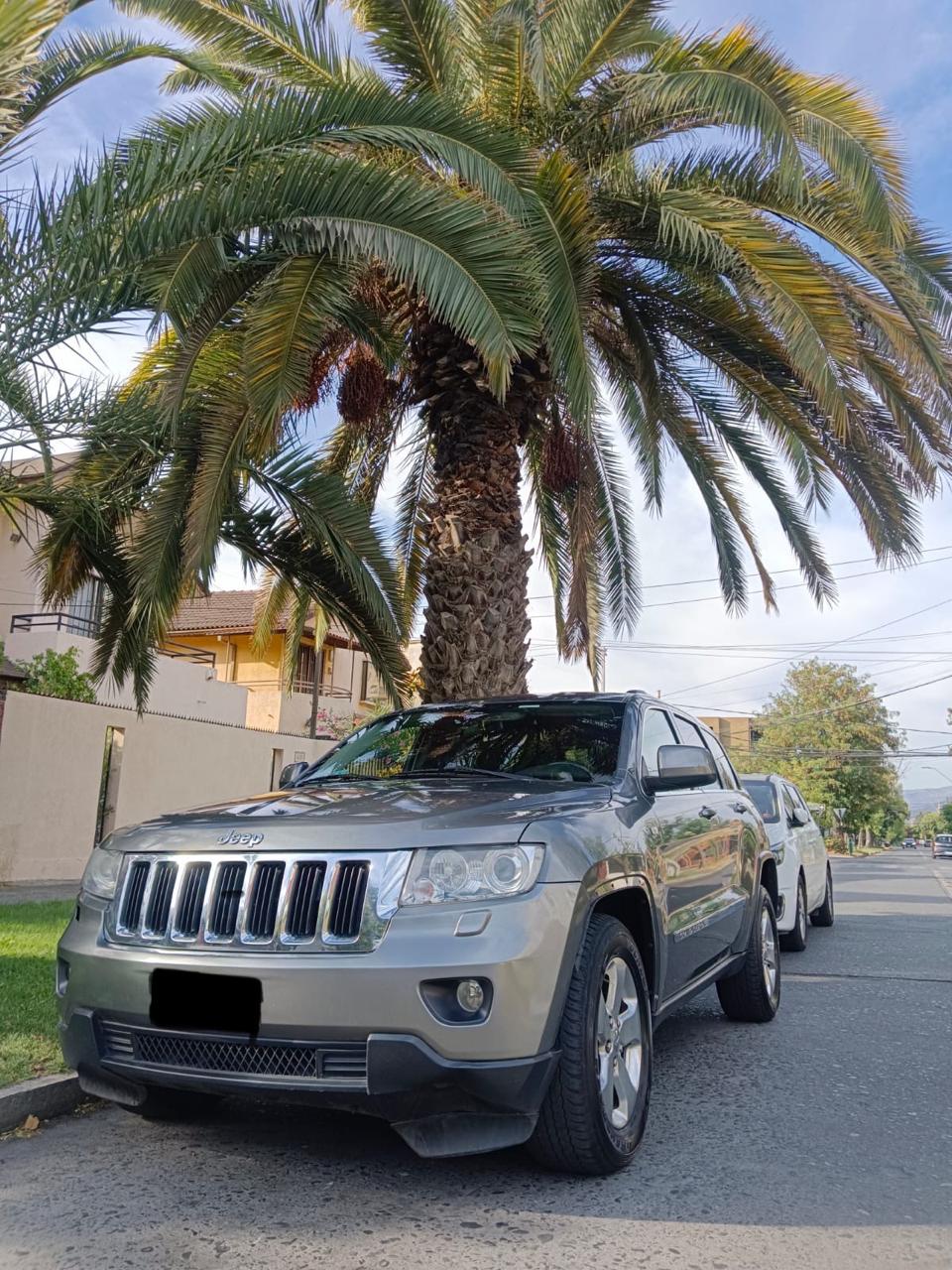 Jeep Grand Cherokee Laredo 4x4 2012