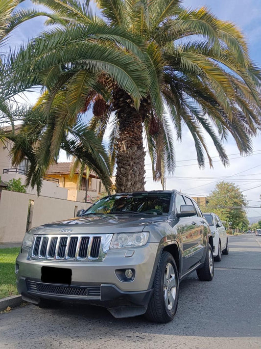 Jeep Grand Cherokee Laredo 4x4 2012