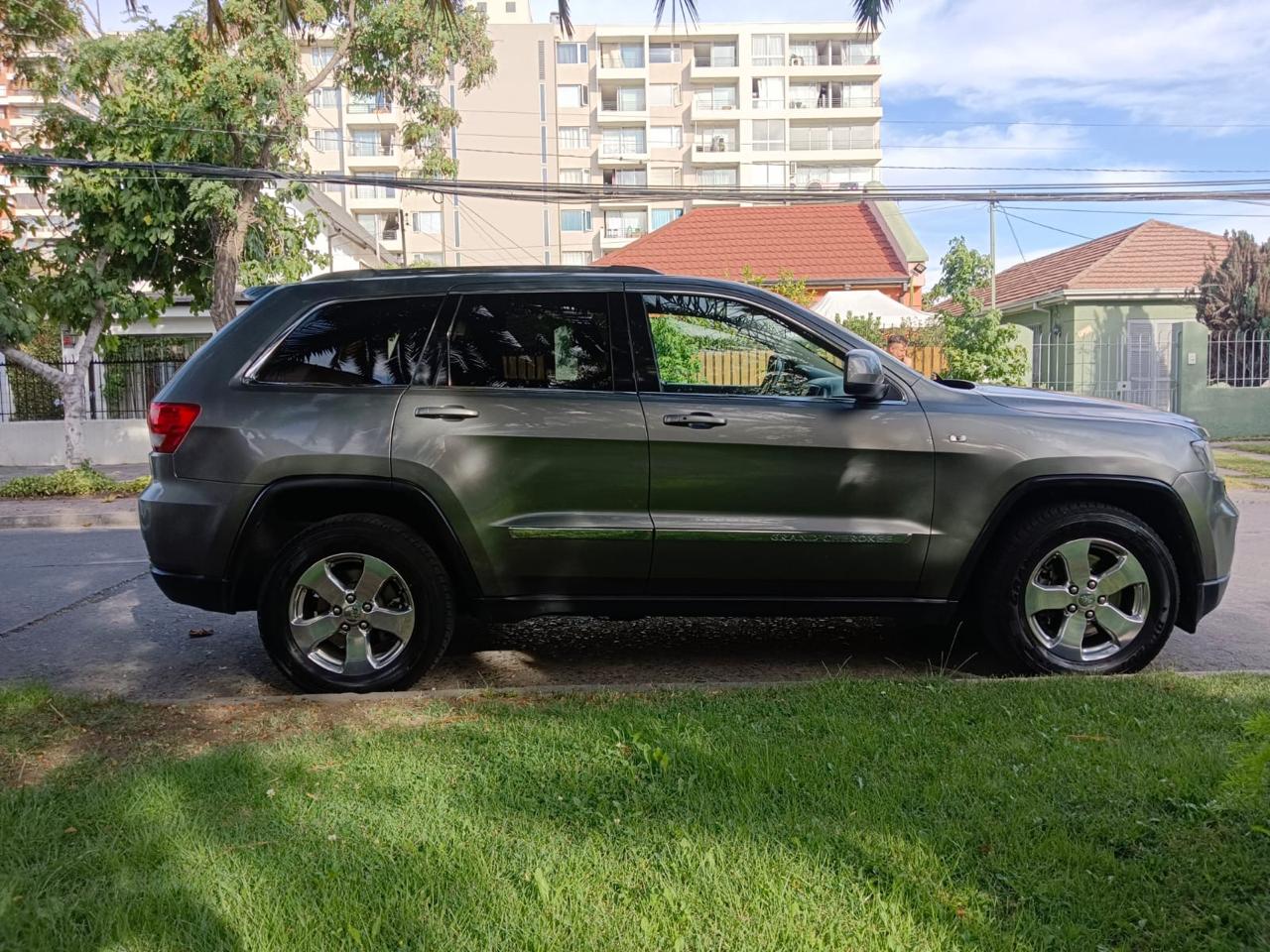 Jeep Grand Cherokee Laredo 4x4 2012