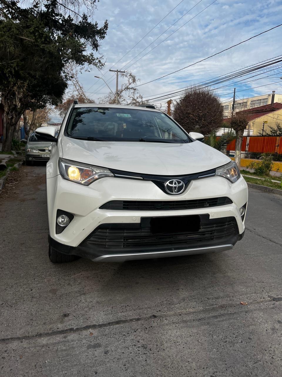 Toyota RAV4 2.5 2016