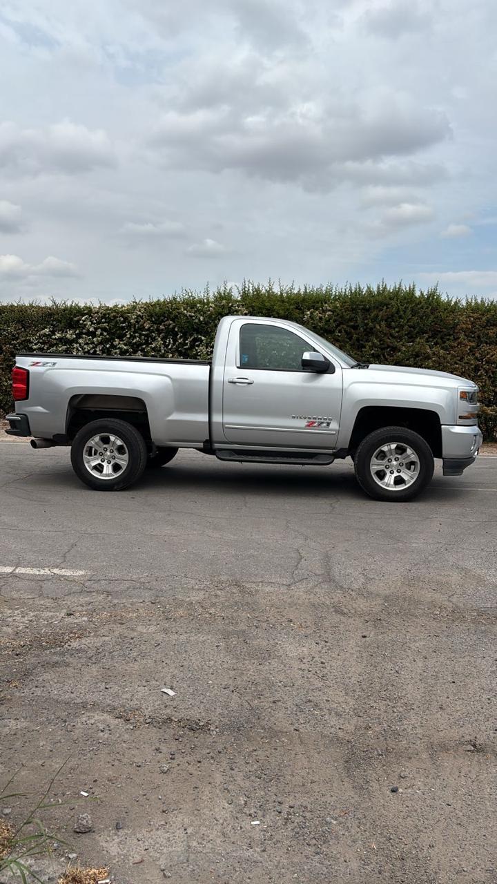 Chevrolet Silverado Z71 Cab Simple 2017