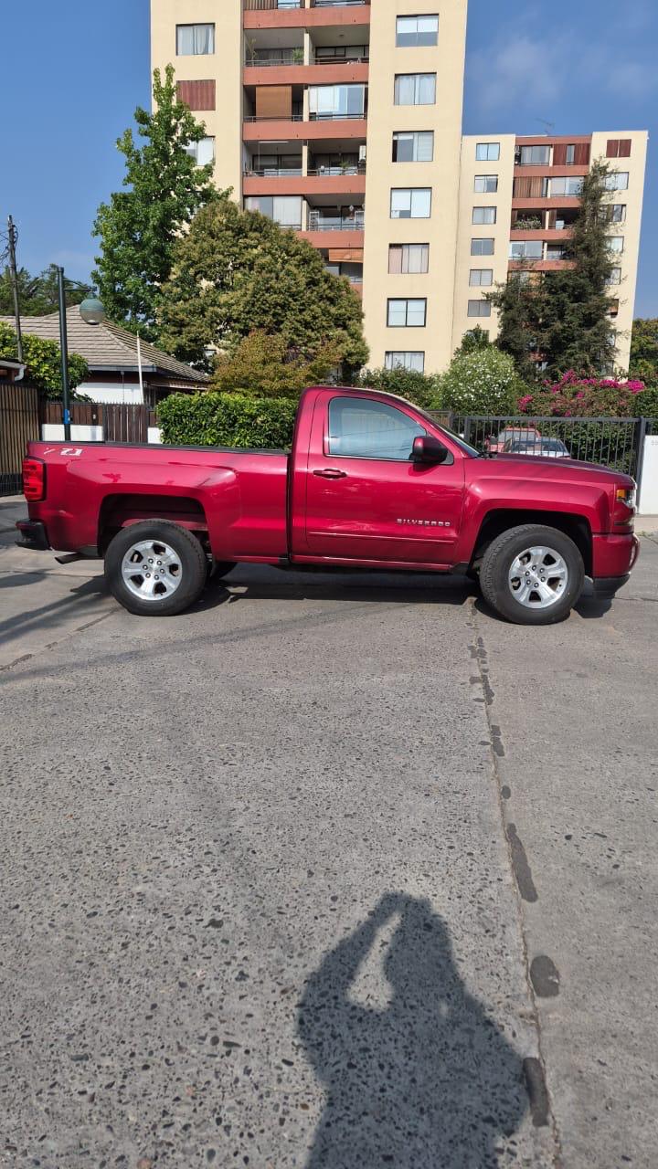 Chevrolet Silverado 2018