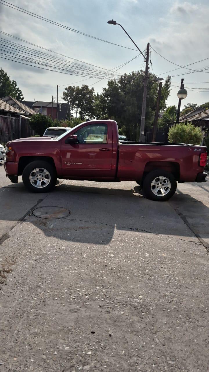 Chevrolet Silverado 2018