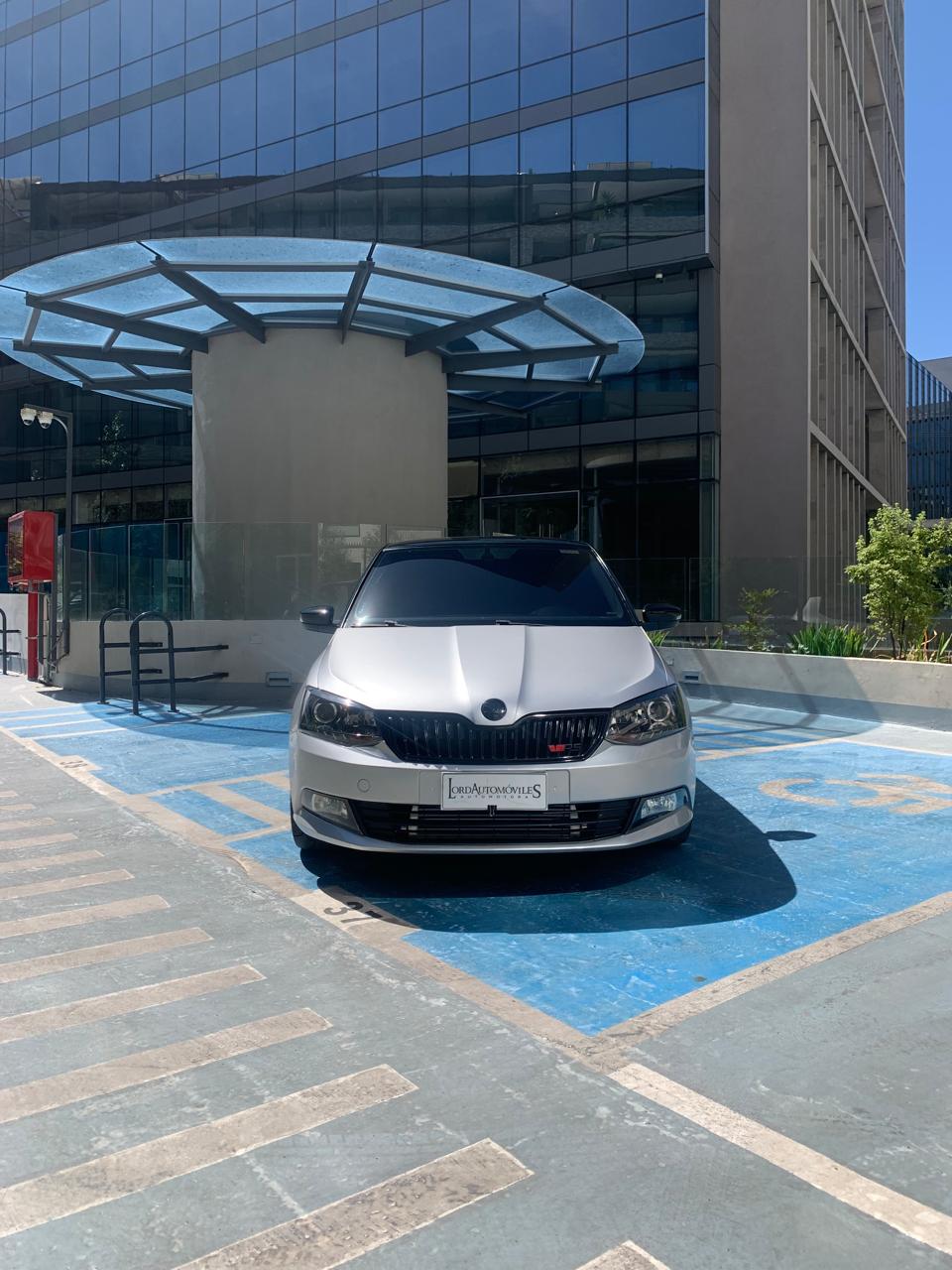 Skoda Fabia 2017 Vehículo de aseguradora — pérdida NO grave