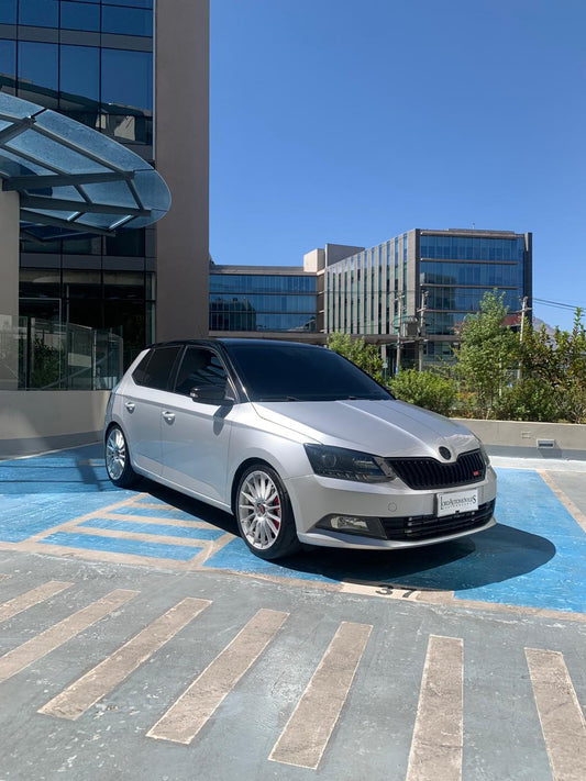 Skoda Fabia 2017 Vehículo de aseguradora — pérdida NO grave