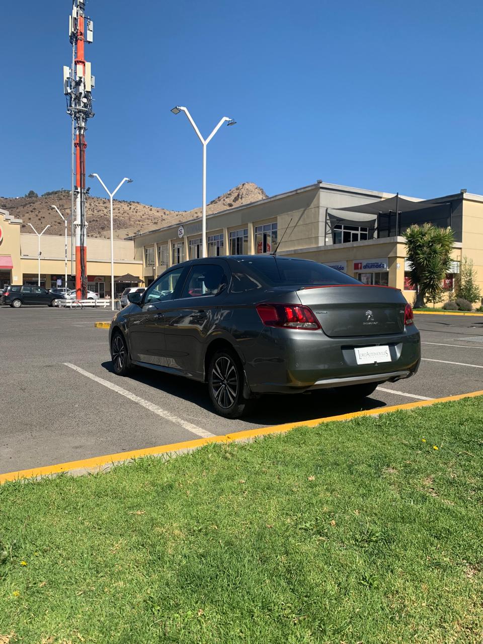 Peugeot 301 2018 — Oportunidad vehículo de aseguradora