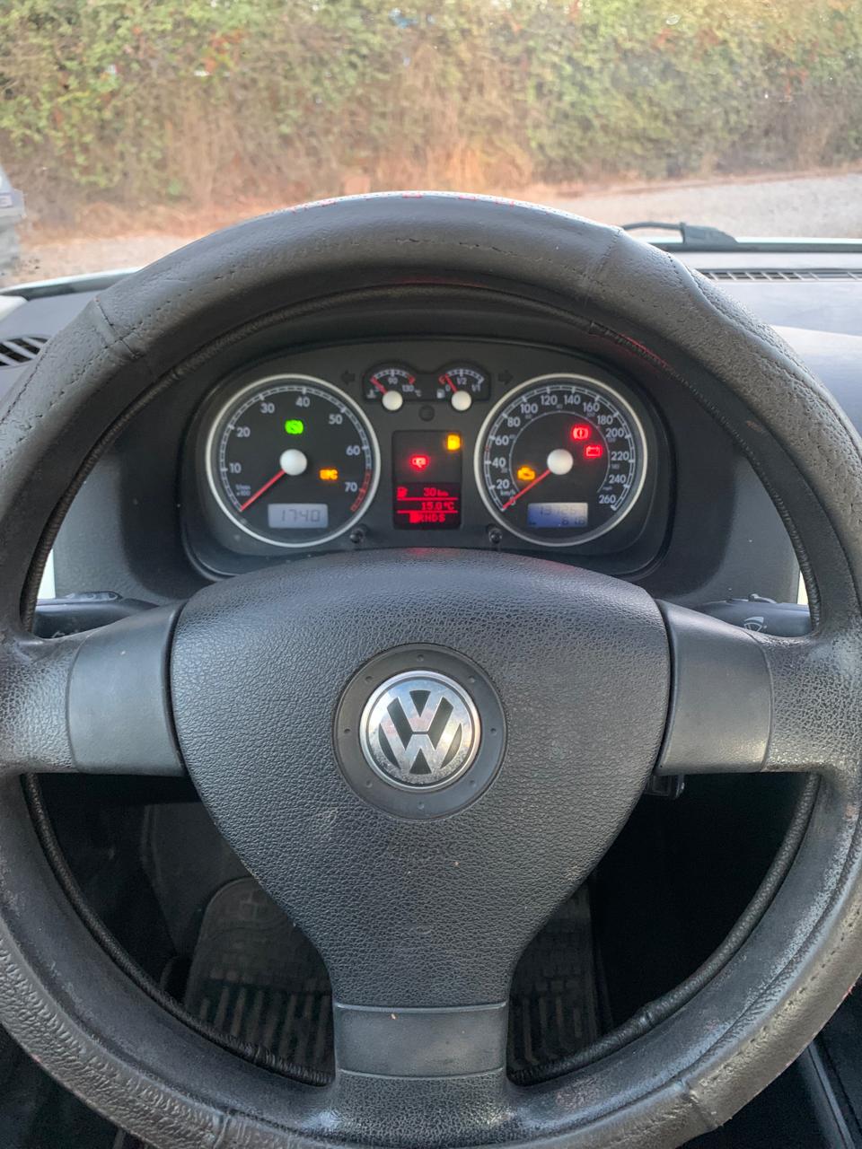 VOLKSWAGEN BORA 2.0 AUTOMÁTICO 2009