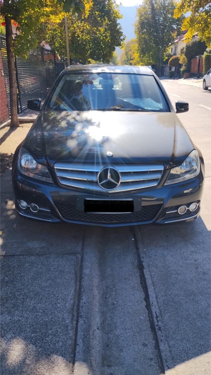 MERCEDES-BENZ C180-CLASS